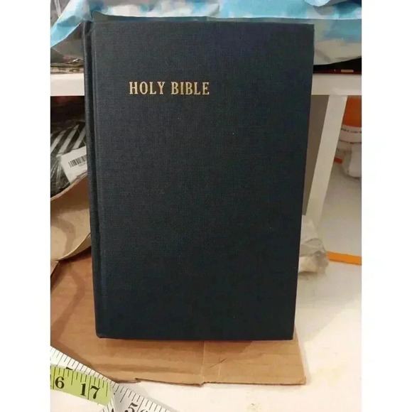 Holy Bible Revised Standard Version‎ RSV Westminster Book Stores 1952 - Picture 1 of 10